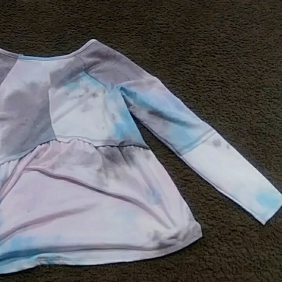 Ava James color splash top - Picture 4 of 5